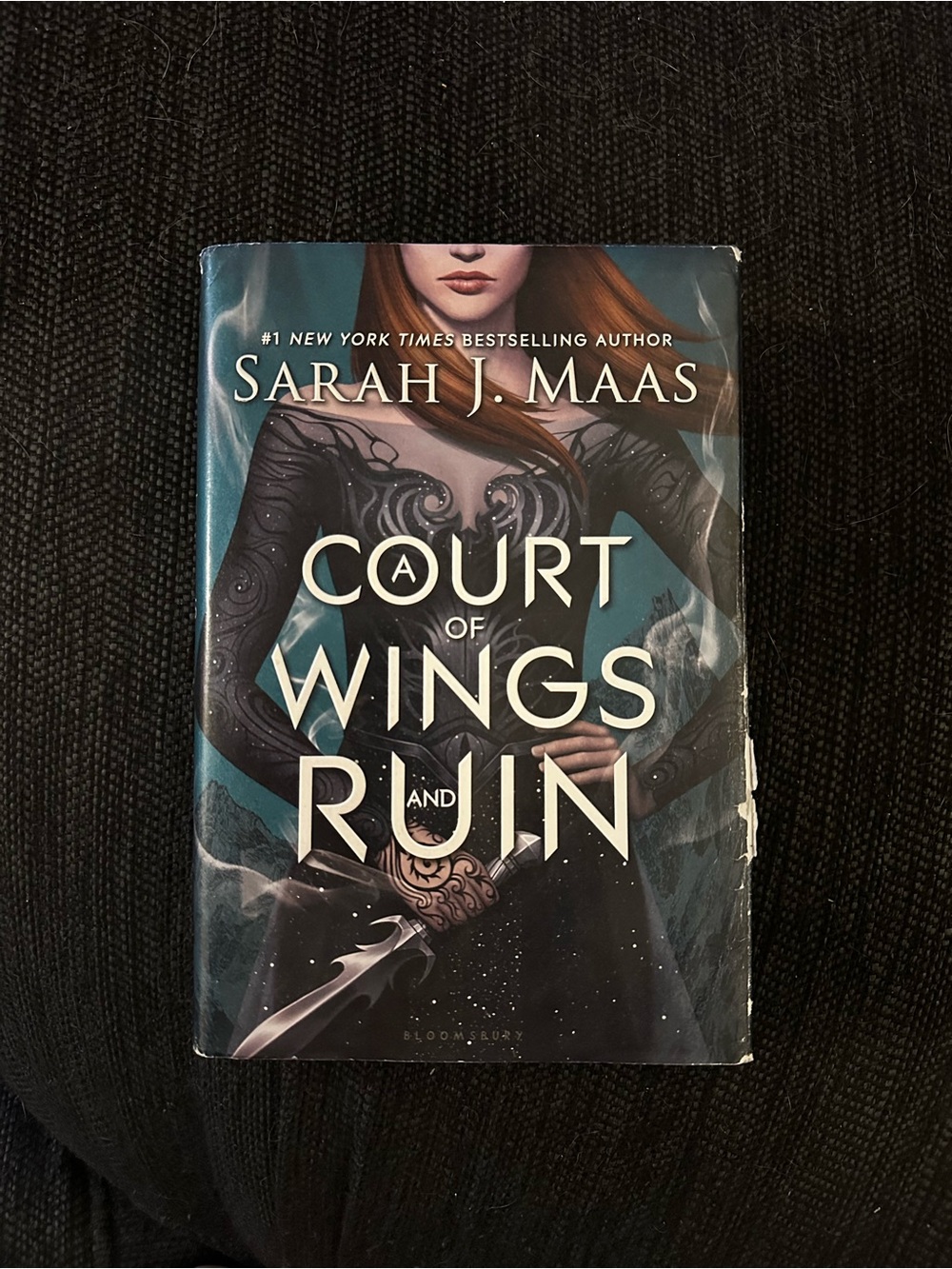 A Court of Wings and Ruin - Sarah J. Maas 1/1